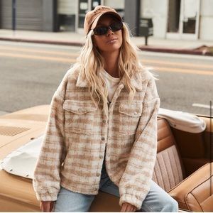 NWT - 12th Tribe Upstate Beige Teddy Jacket